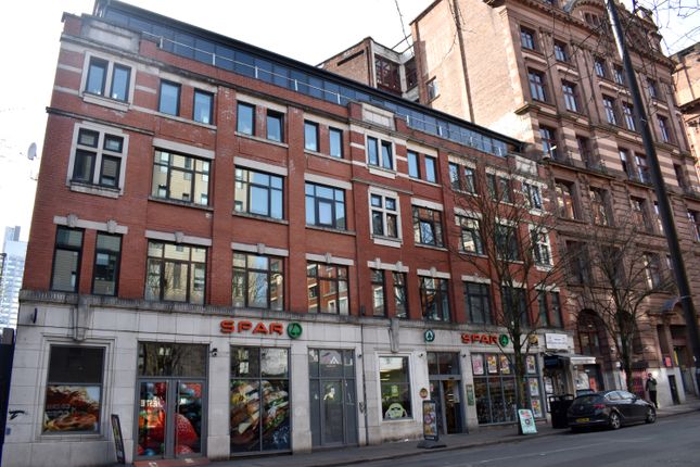 2 bed property, in Princess Street, £185,000