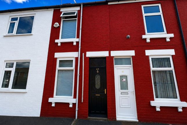 2 bed property, in 69 Schofield Street, £40,000