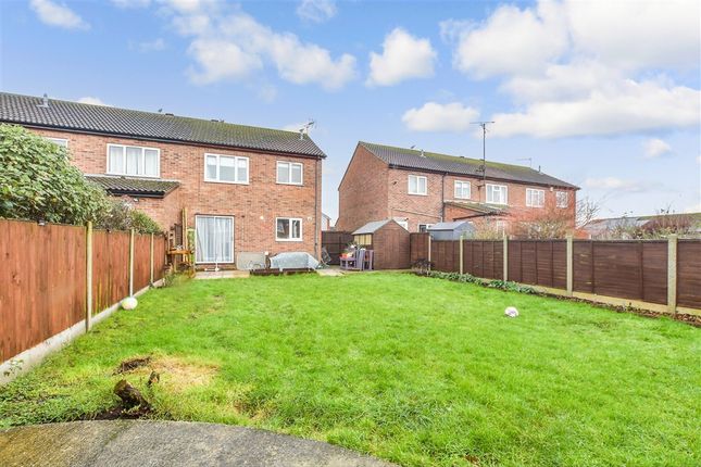 3 bed property, in Cornwall Road, £280,000
