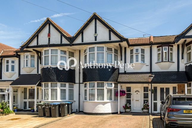 3 bed property, in Stewartsby Close, £550,000