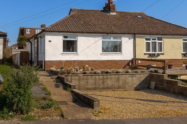 3 bed property, in Buci Crescent, £340,000