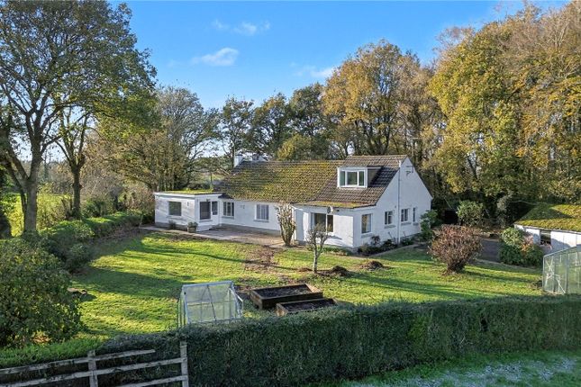 5 bed property, in Kentisbeare, £575,000