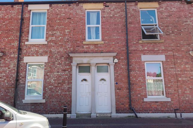 2 bed property, in Cardonnel Street, £111,000