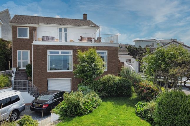 4 bed property, in Somerset View, £650,000