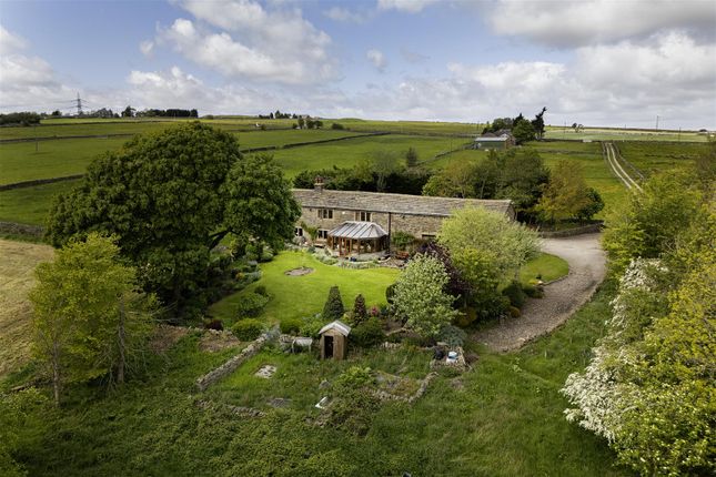 4 bed property, in Sydale Farm, £875,000