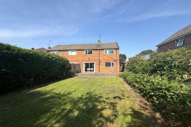 3 bed property, in Burleigh Road, £465,000