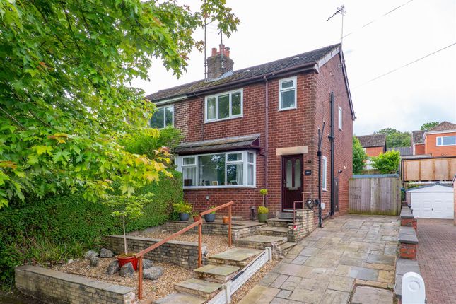 3 bed property, in Hennel Lane, £165,000