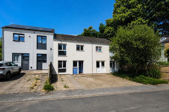 3 bed property, in Matheson Road, £199,950