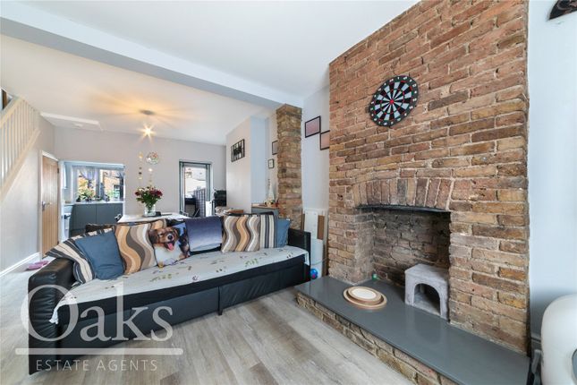 2 bed property, in Sandown Road, £500,000