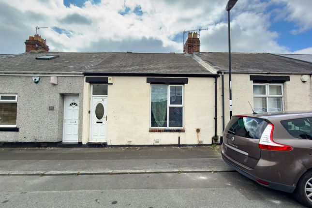 2 bed property, in East Moor Road, £50,000