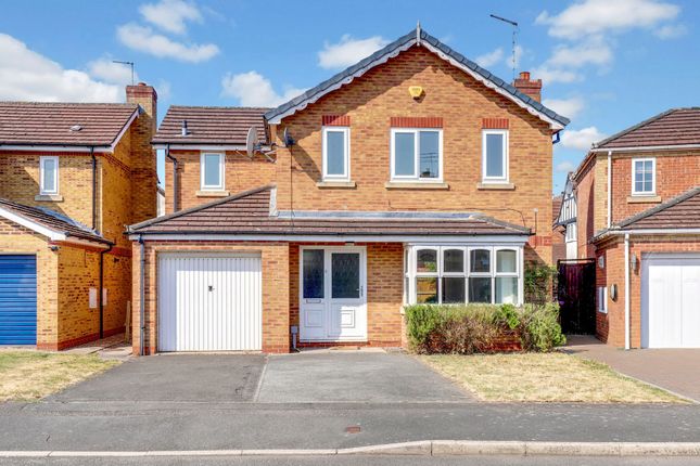 4 bed property, in Ashridge Way, £425,000