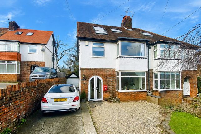 4 bed property, in Y Goedwig, £590,000