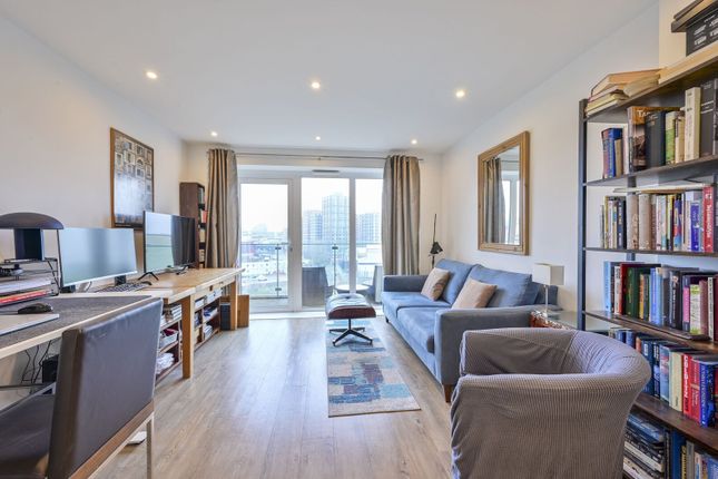 1 bed property, in Enterprise Way, £330,000
