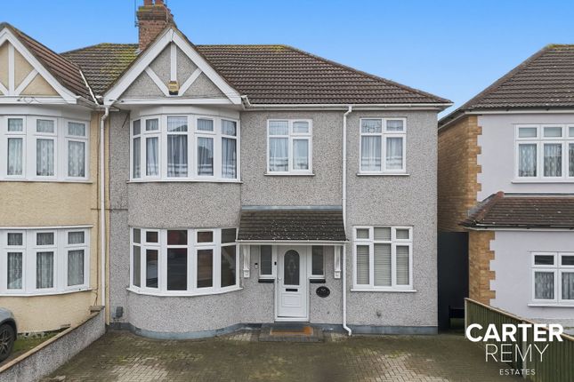 4 bed property, in Gorseway, £575,000