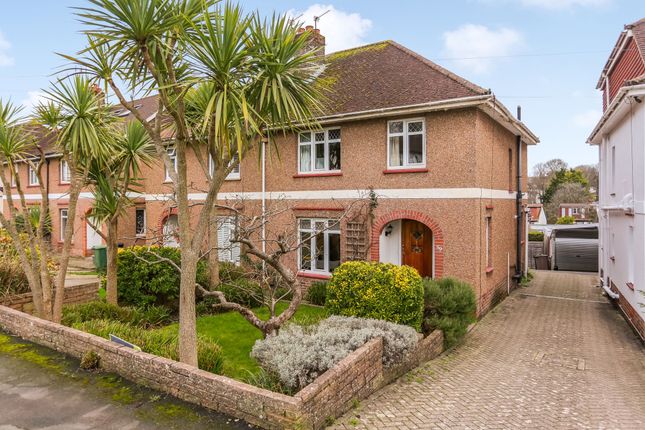 3 bed property, in Graham Avenue, £550,000