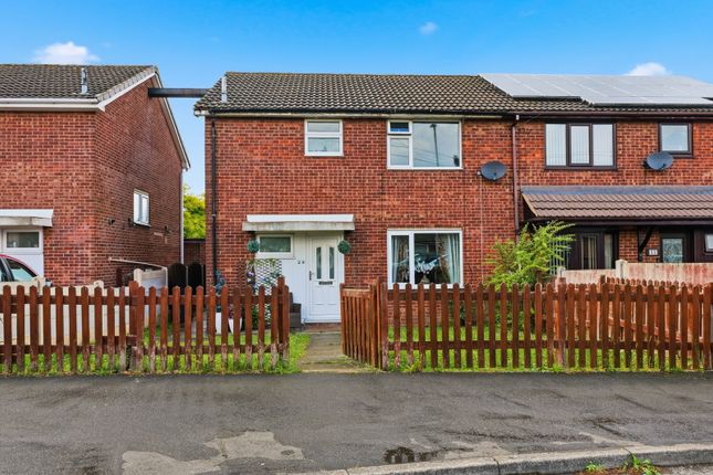 3 bed property, in Warreners Drive, £150,000