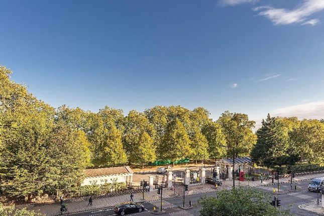 2 bed property, in Prince's Gate, £2,300,000