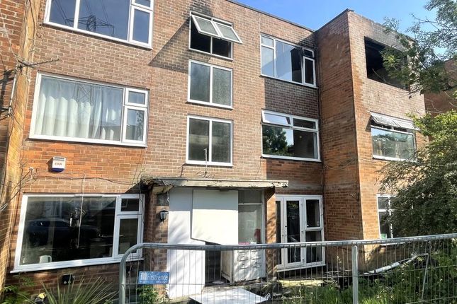 1 bed property, in 88 Baguley Crescent, £15,000