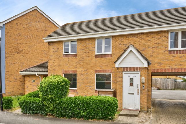 1 bed property, in Snowberry Road, £95,000