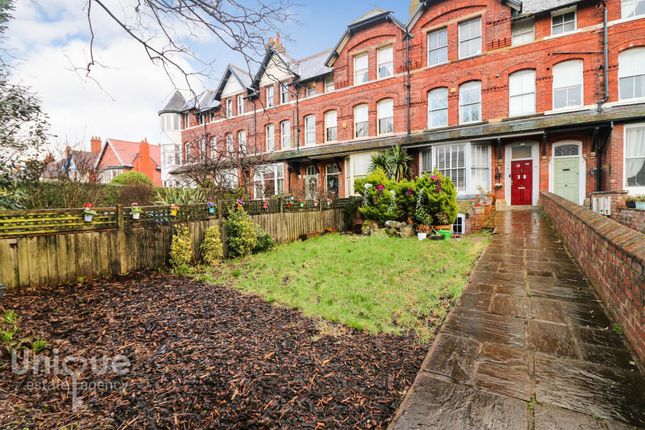 6 bed property, in St. Annes Road East, £270,000