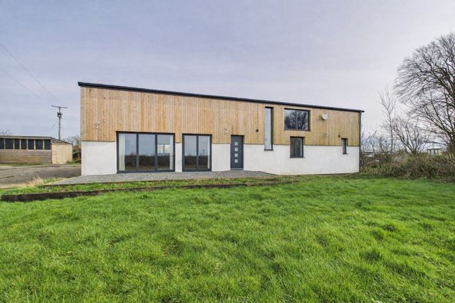 4 bed property, in Sutcombe, £650,000
