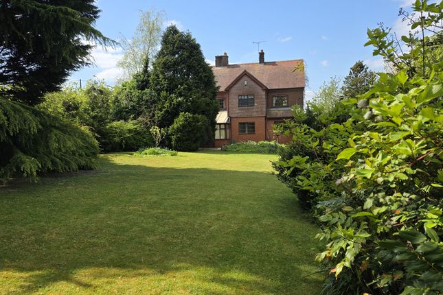 4 bed property, in Brickyard Road, £650,000
