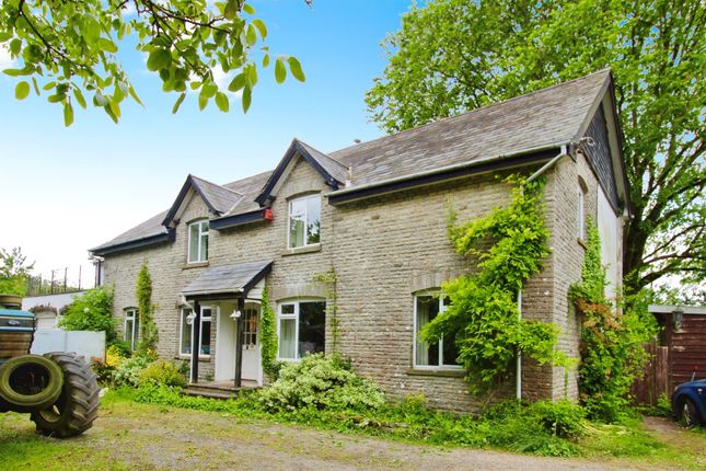 5 bed property, in Treguff Cottage, £780,000