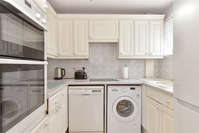 3 bed property, in Crockenhall Way, £300,000