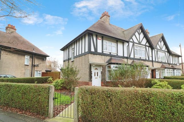 2 bed property, in Seafield Avenue, £137,500