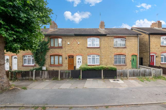 2 bed property, in Rosedale Avenue, £375,000