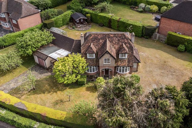 3 bed property, in Gilhams Avenue, £1,150,000