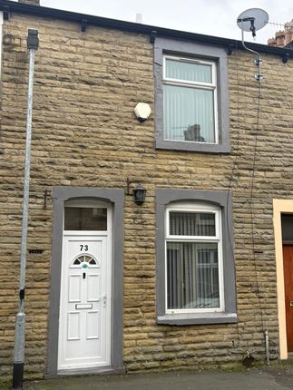 2 bed property, in Leyland Road, £70,000