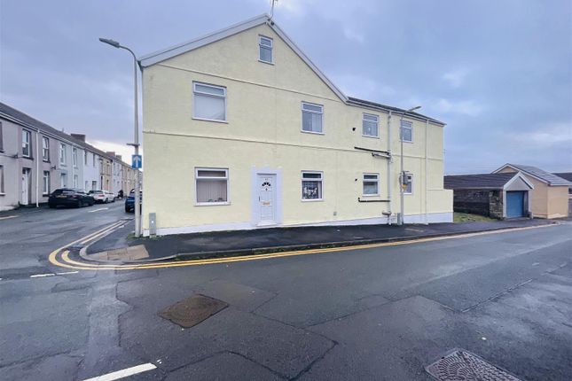 3 bed property, in Gilbert Road, £174,995