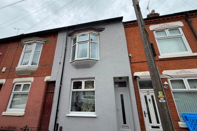 3 bed property, in Buller Road, £280,000