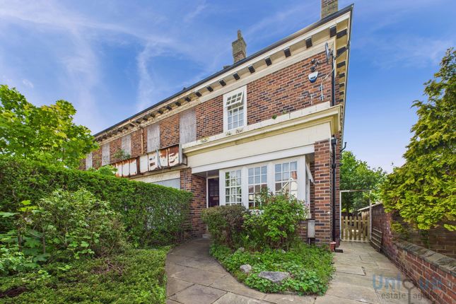 3 bed property, in St. Davids Road North, £185,000