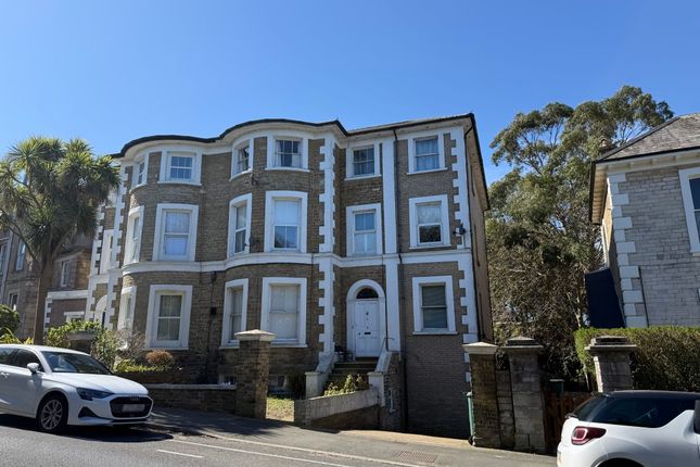2 bed property, in Flat 4, £80,000