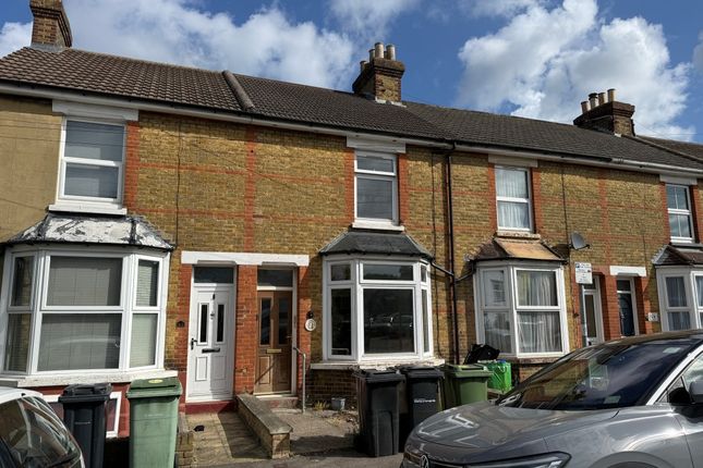 2 bed property, in 65 Campbell Road, £200,000
