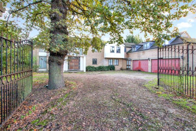 6 bed property, in Beech Hill, £2,695,000