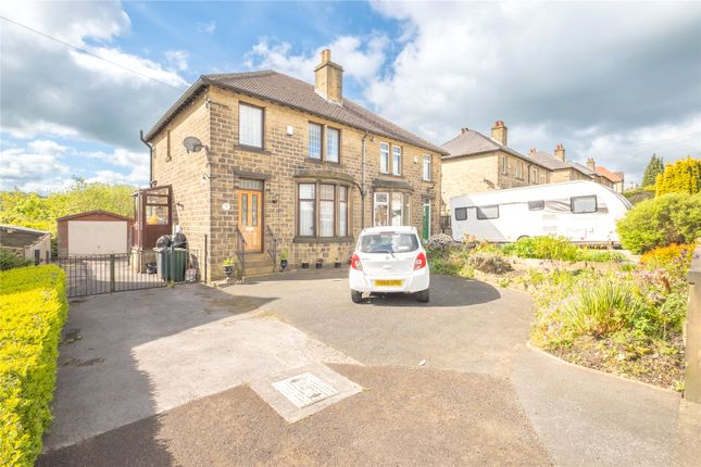 3 bed property, in Scar Lane, £300,000
