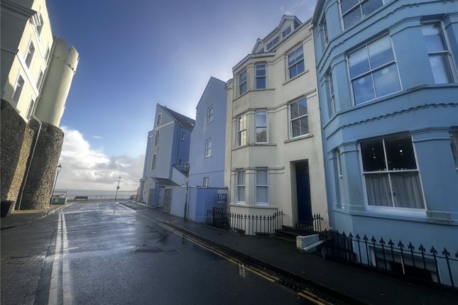 1 bed property, in Flat 1, £210,000