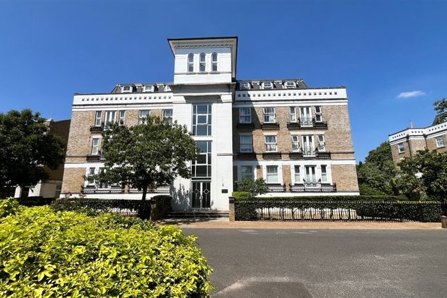 3 bed property, in St. Martins Lane, £591,000