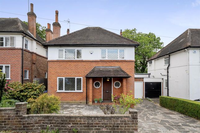 4 bed property, in Rochester Drive, £1,299,950