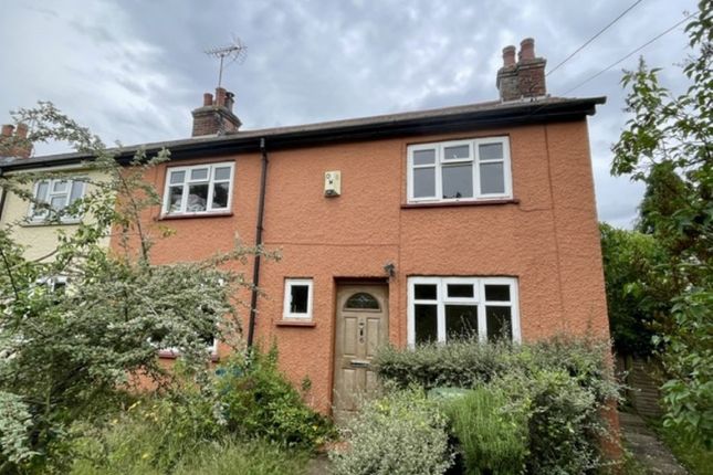 3 bed property, in 6 The Hill, £130,000