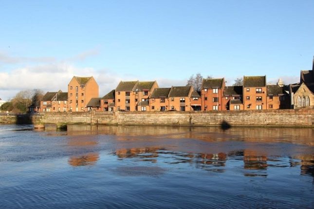 1 bed property, in North Harbour Street, £85,000