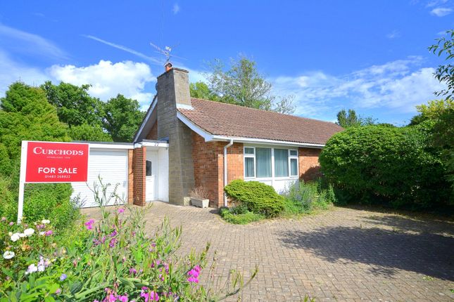 3 bed property, in Grange Park, £575,000