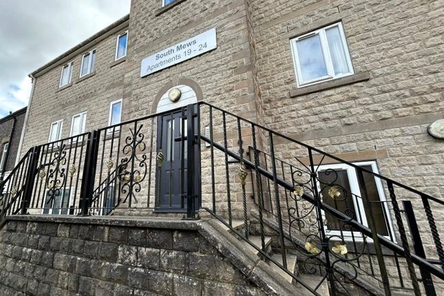 2 bed property, in South Mews, £125,000