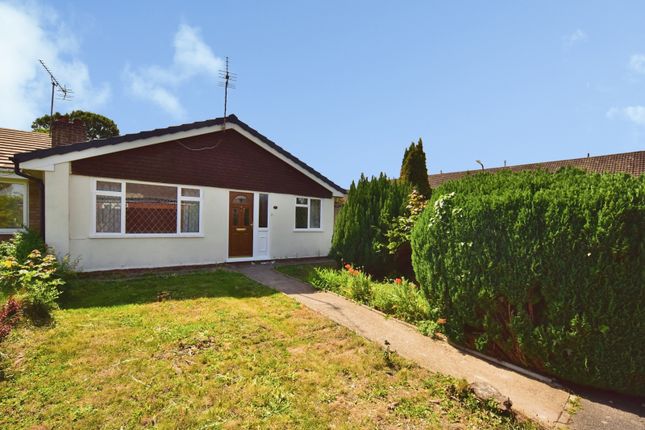 3 bed property, in Heath Field, £350,000