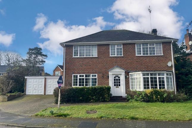 4 bed property, in Jennys Walk, £625,000