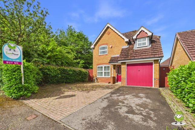 3 bed property, in Merlin Mead, £450,000