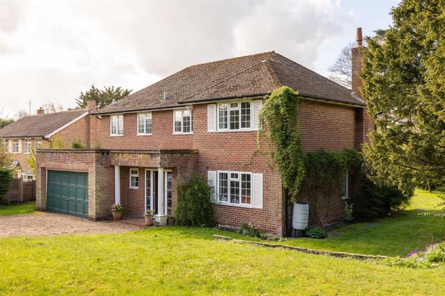 4 bed property, in Yardley Close, £1,500,000